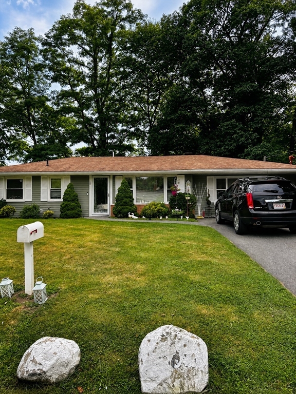 52 Dodge Rd in Brockton