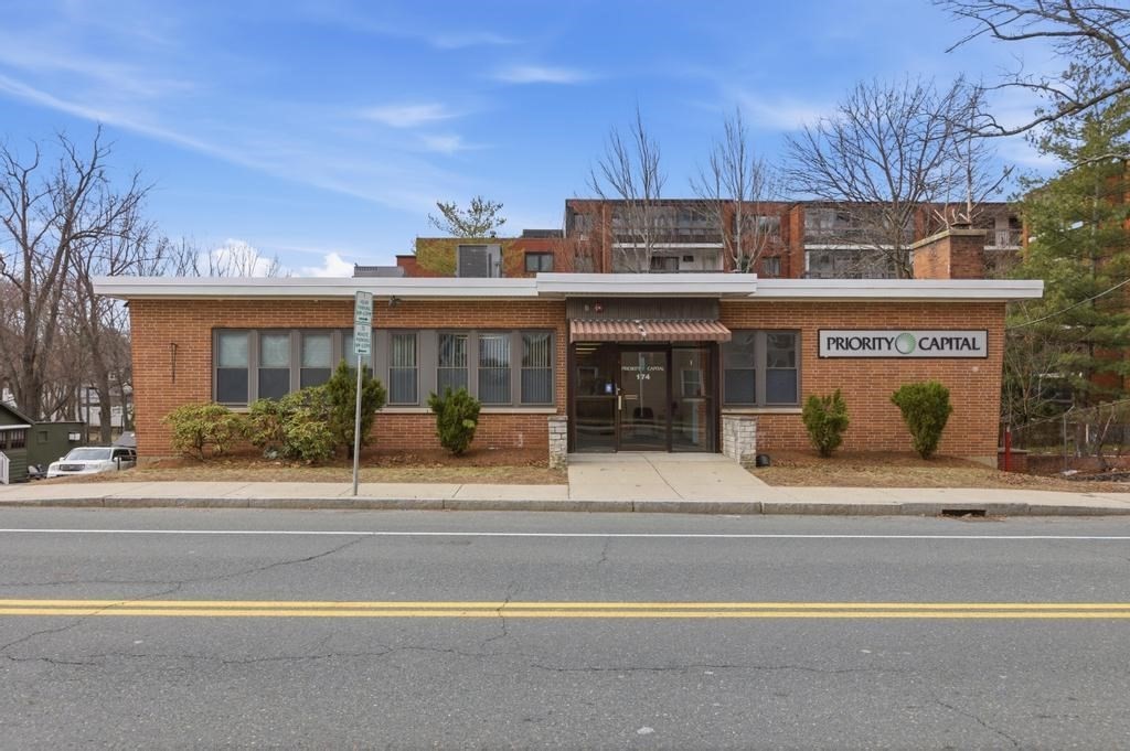 174 Green St in Melrose