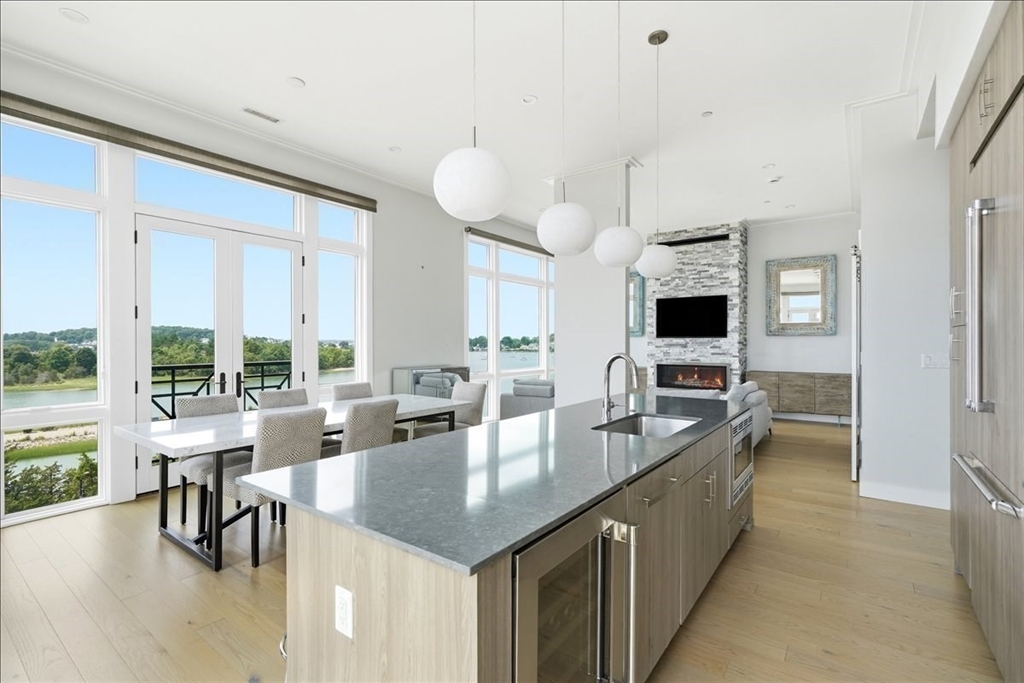10 Shipyard Dr #513 in Hingham