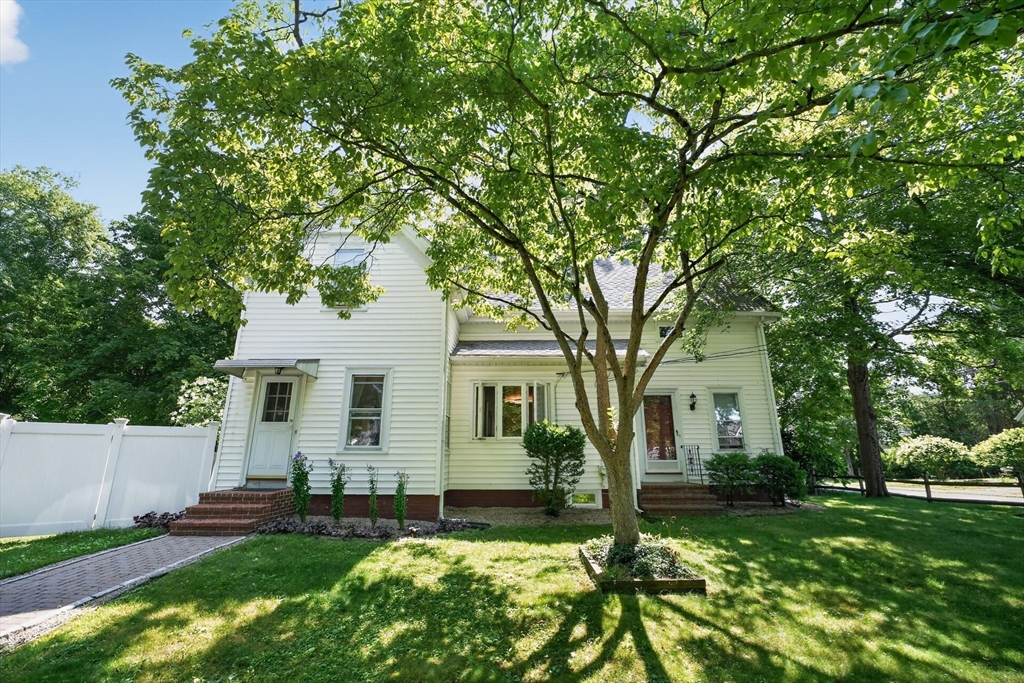 207 N Central St in East Bridgewater