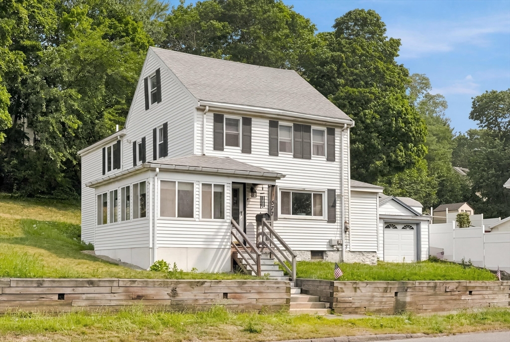 277 Lincoln Ave in Saugus