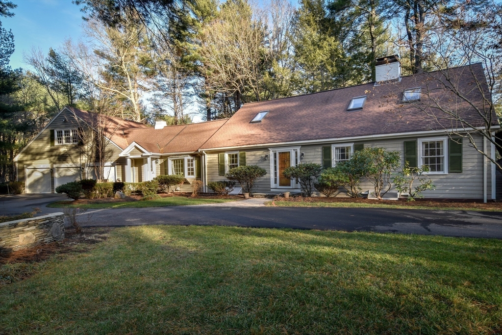 9 Buttercup Ln in Dover