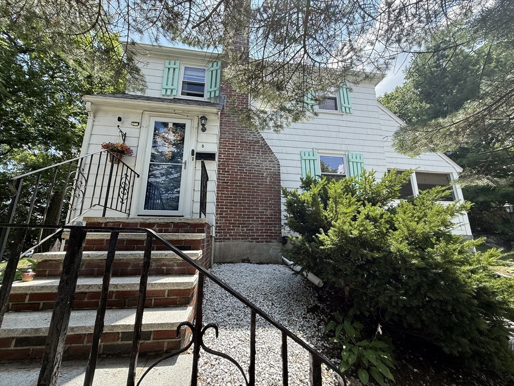 8 Myopia Rd. in Hyde Park