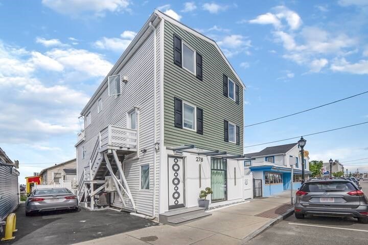 278 Nantasket Avenue in Hull