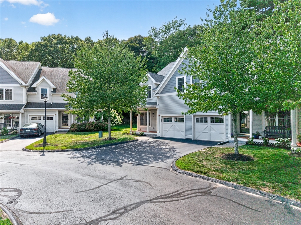 19 Junction Ln #19 in South Hamilton
