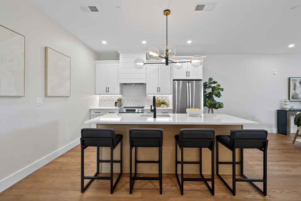 2 Readfield Place #5 in Roxbury