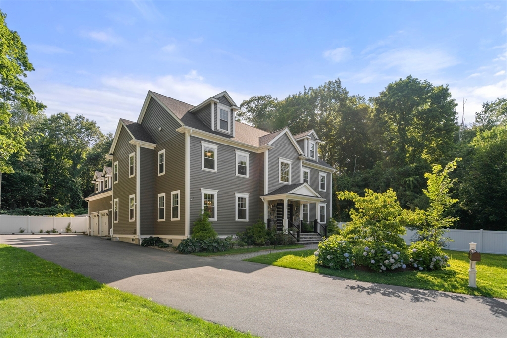 125 Union St in Natick