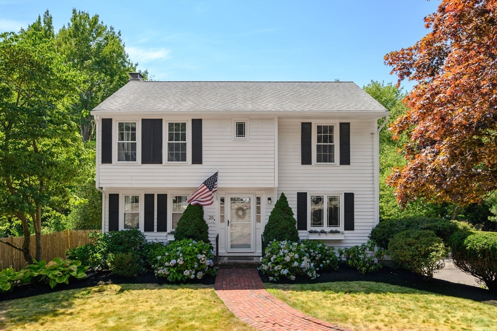 26 French St in Hingham