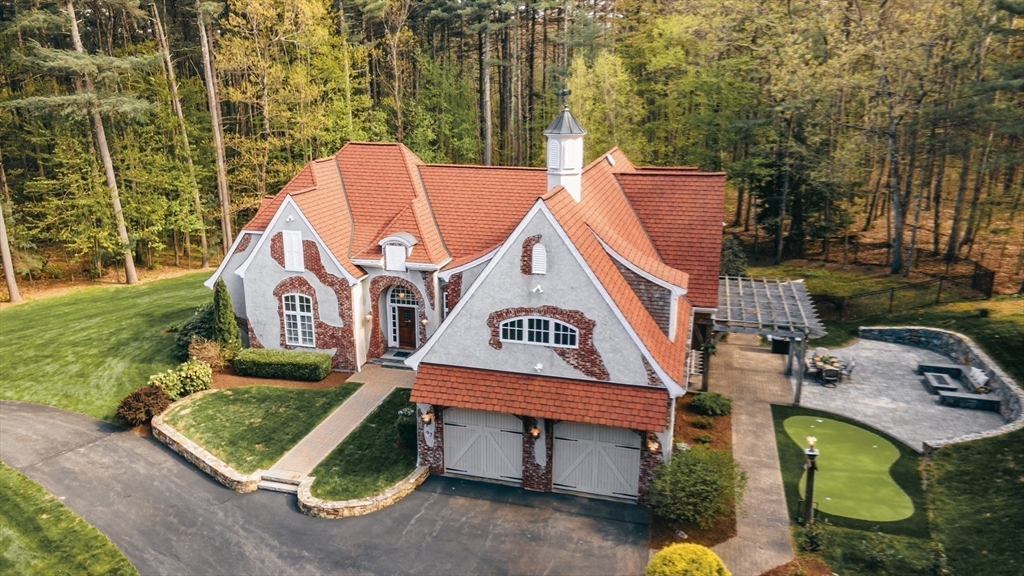 97 Fox Run in Bolton