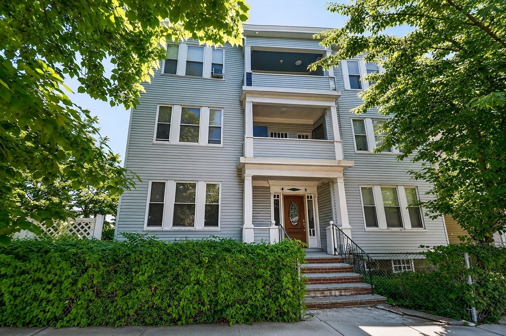 31 Middleton in Dorchester Center