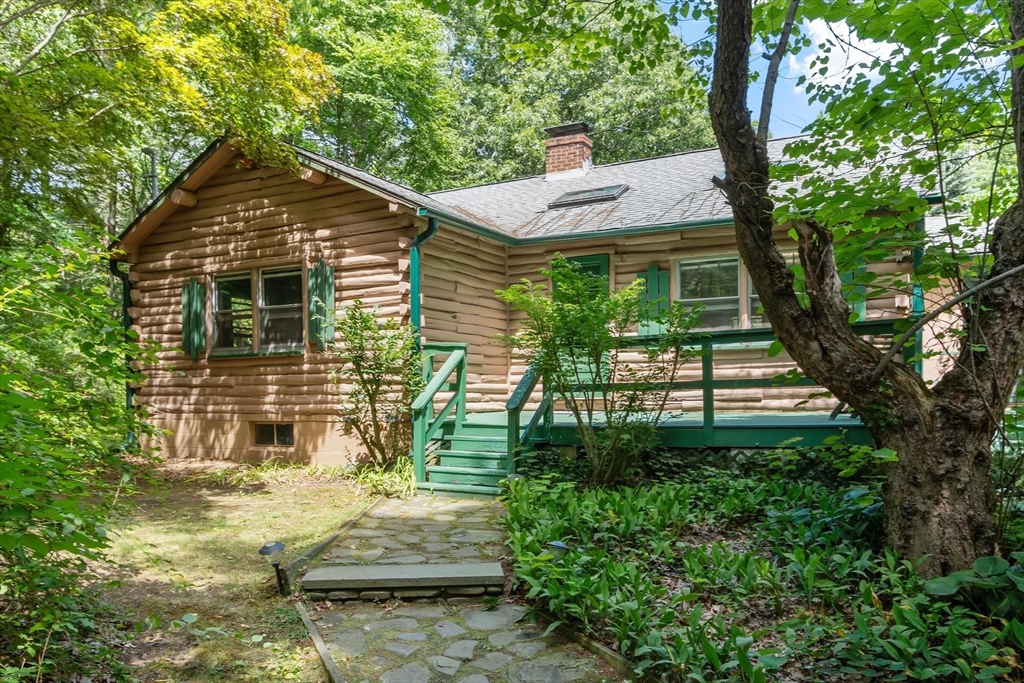 10 Old Shirley Rd in Harvard