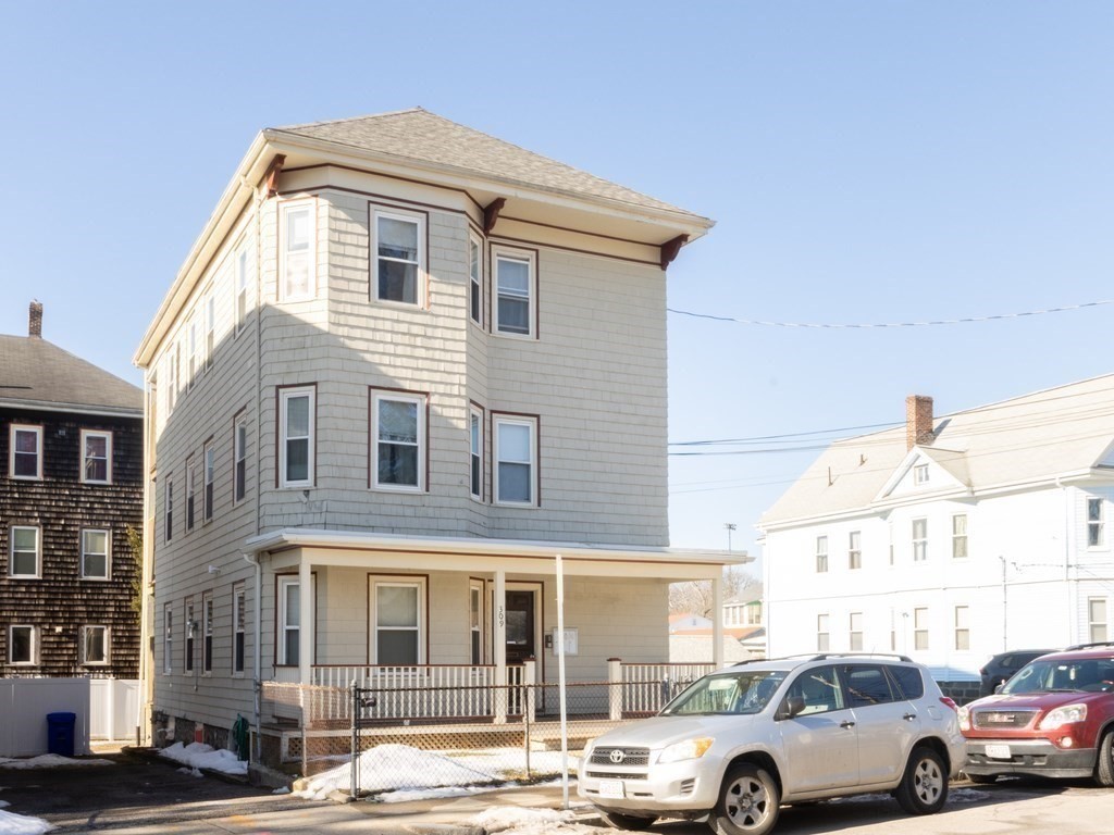 309 Wood Ave #3 in Hyde Park