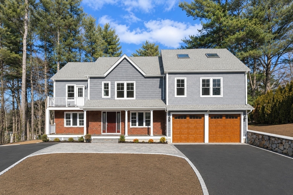 510 Common St in Walpole