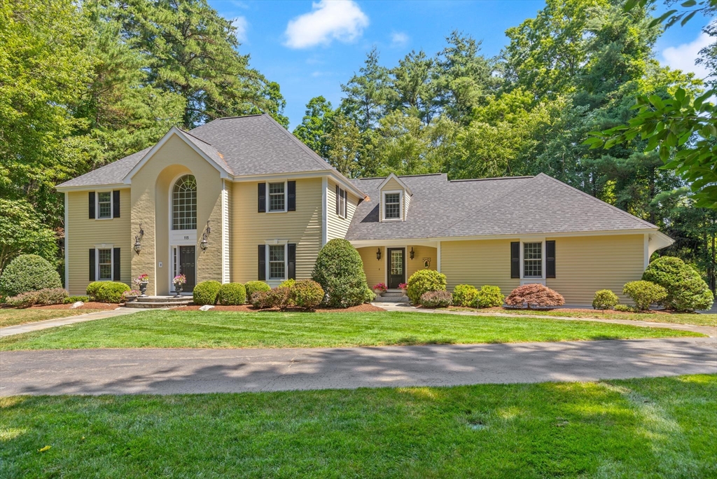 115 Fox Run Rd in Sudbury