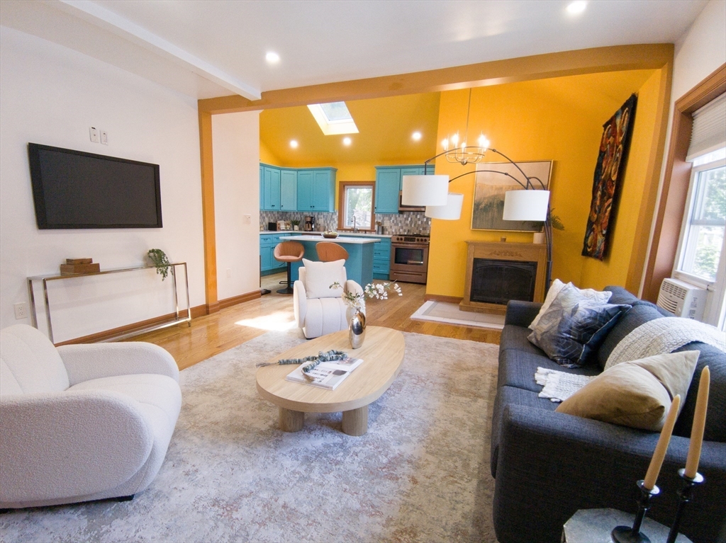 360 Harvard St in Dorchester Center