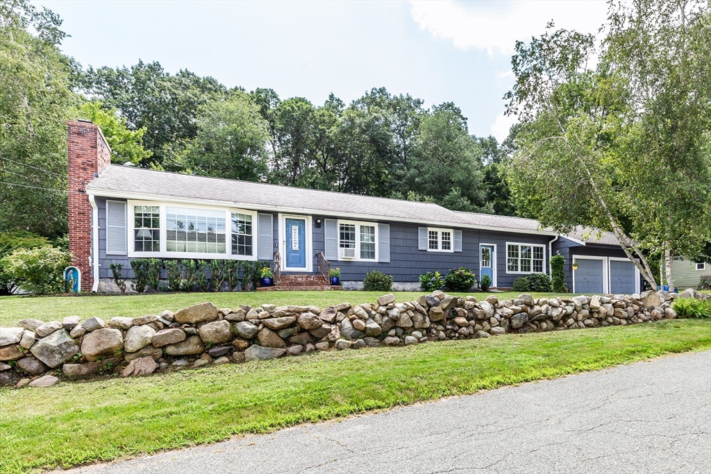45 Westwood Dr in Whitman