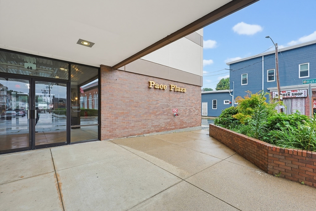 68 N Washington St #314 in North Attleboro