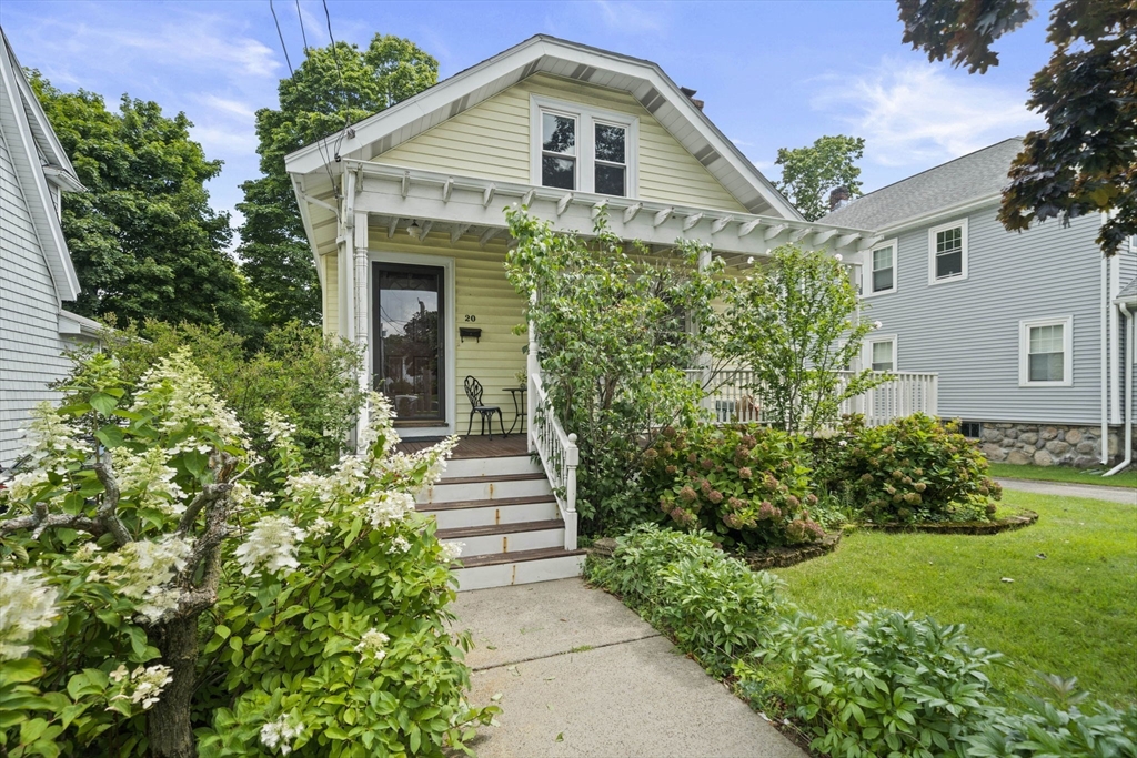 20 Fairbanks Rd in Milton
