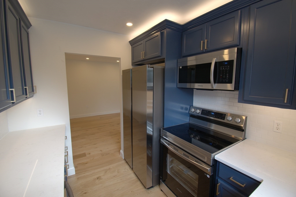 200 Fellsview Terrace #205B in Stoneham