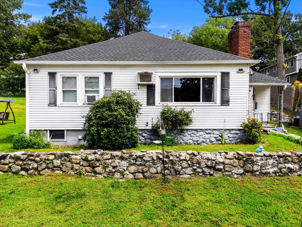 721 River St in Haverhill