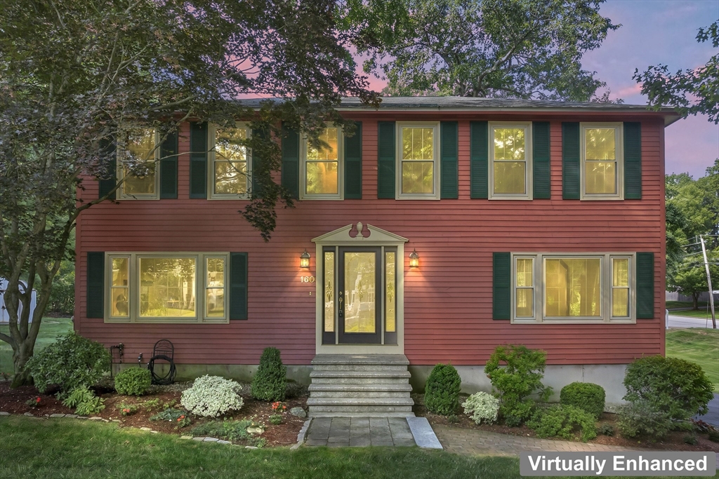 160 Pelczar Rd in Dracut