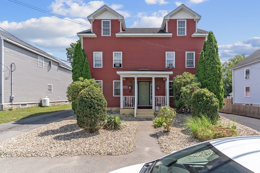 122 Winthrop St in Taunton