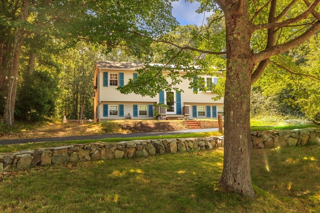 159 Scotland Rd in Newbury