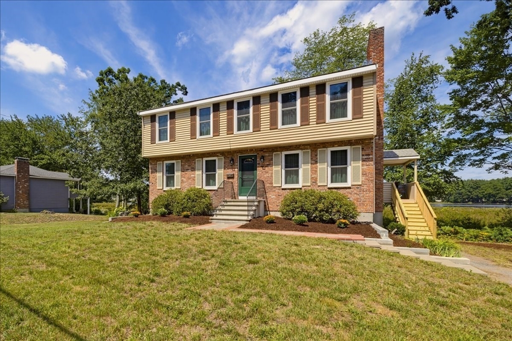52 Sandy Pond Rd in Ayer