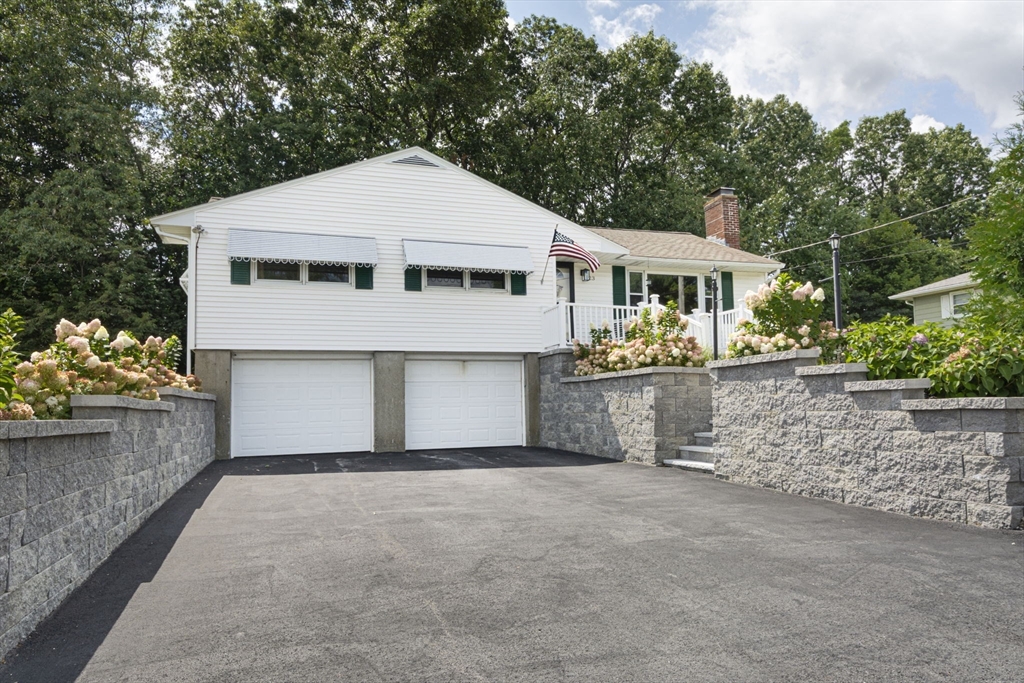 23 Mary Ann Dr in Worcester