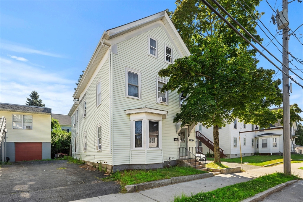 186 Washington Street in Gloucester