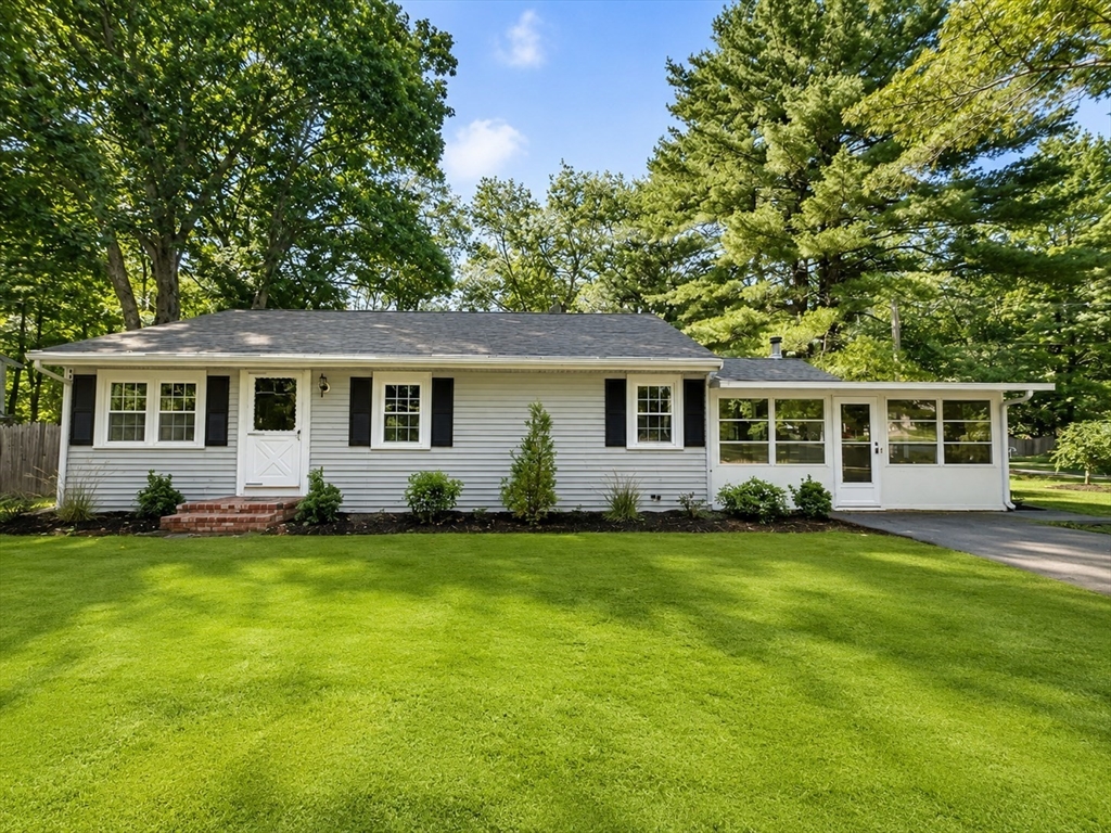 47 Starr Rd in Bridgewater