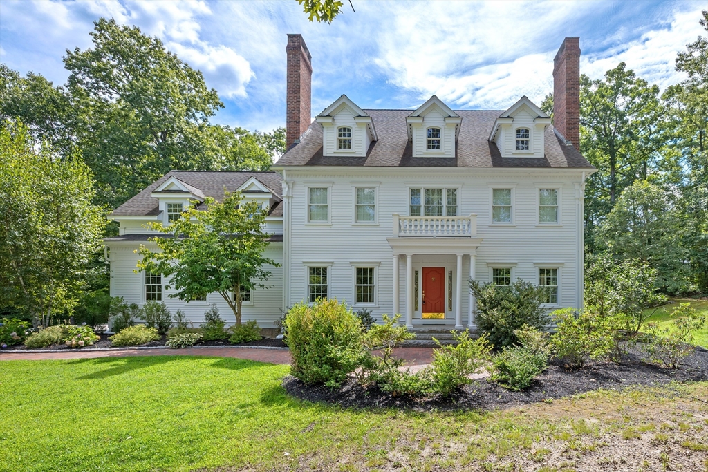 57 Shattuck St in Pepperell