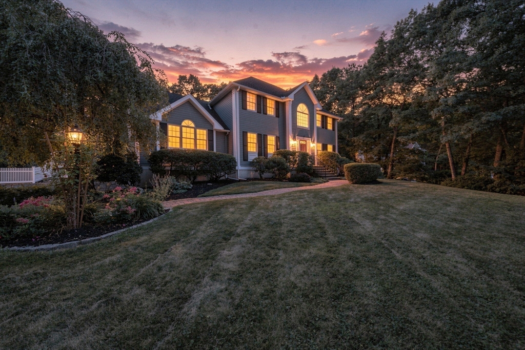 38 Cabral Dr in Middleton