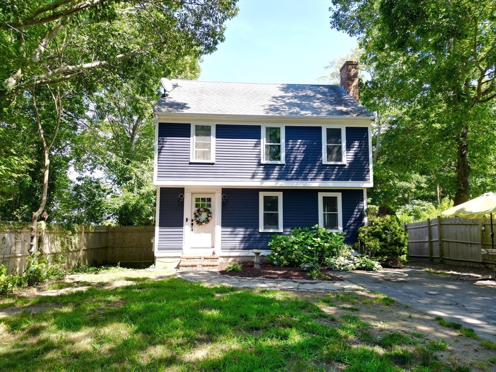 19 Hillside Dr in Plymouth