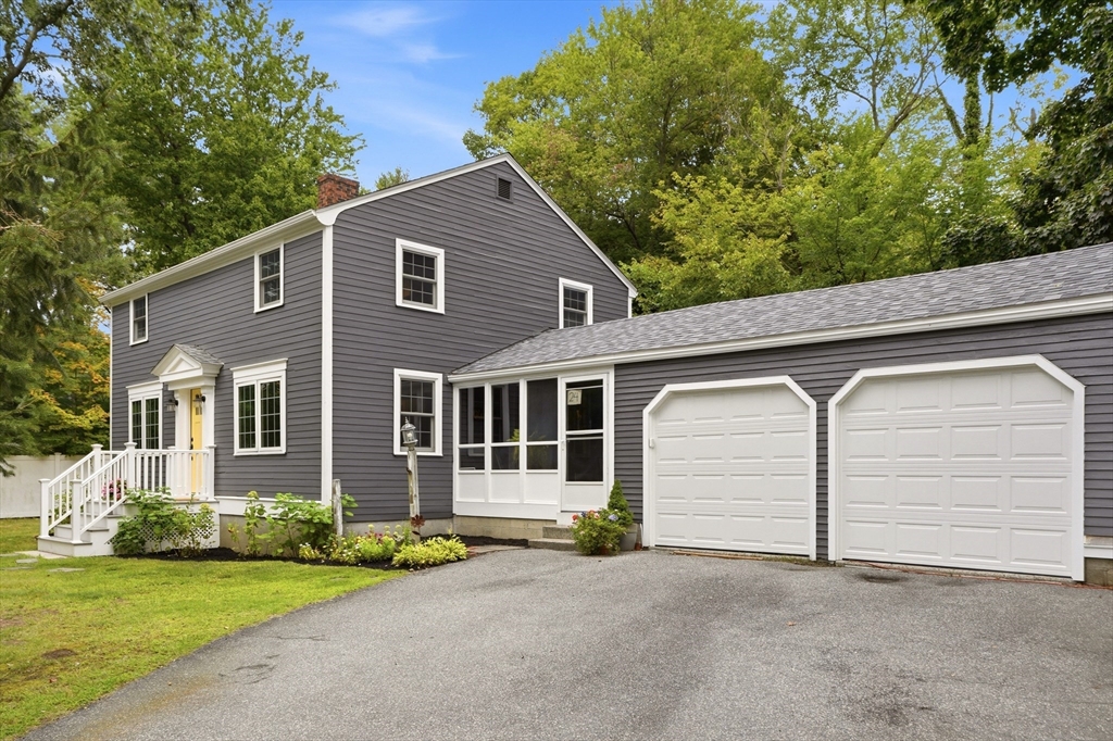 24 Prospect Rd in Andover