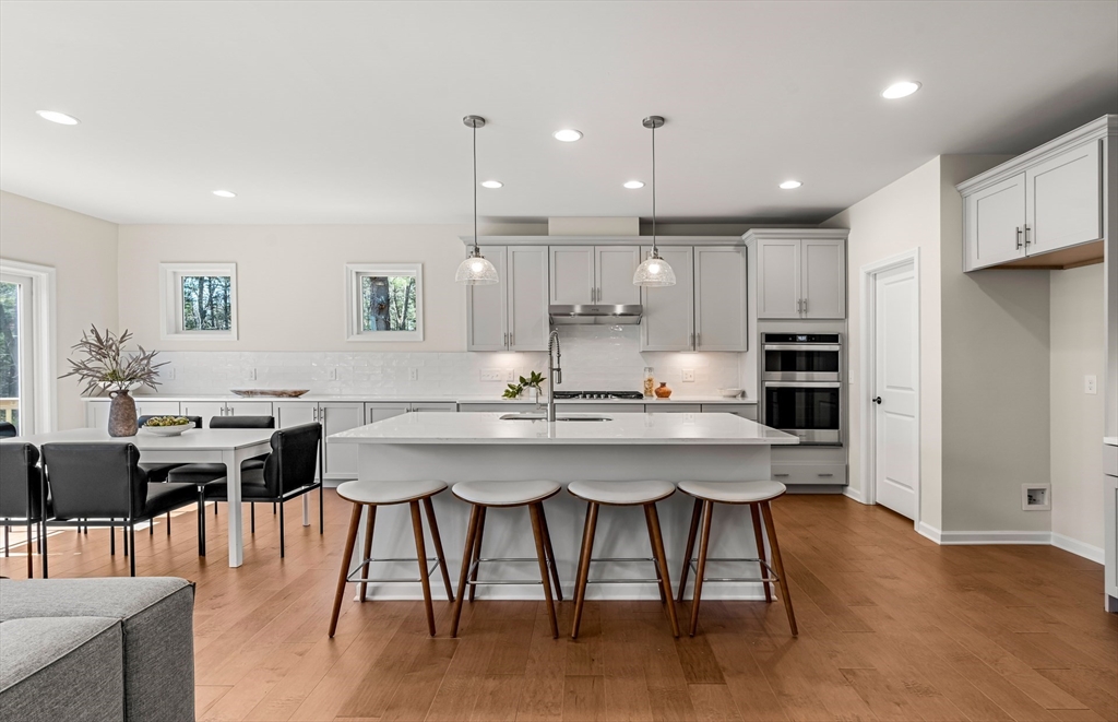 27 Germain Way #04 in Norton