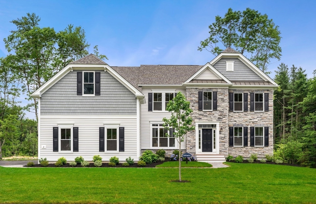 7 Germain Way #14 in Norton