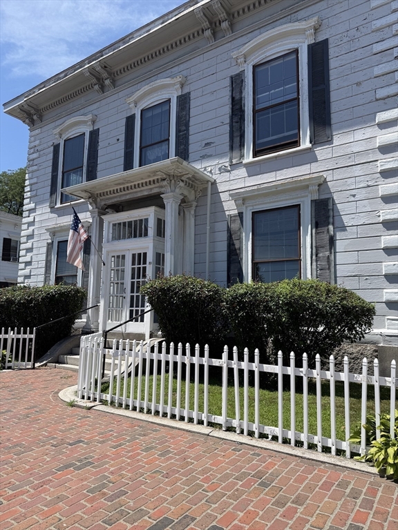 39 Washington St in Peabody