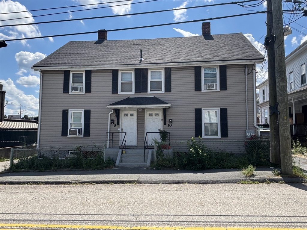 8-10 Highland St in Waltham