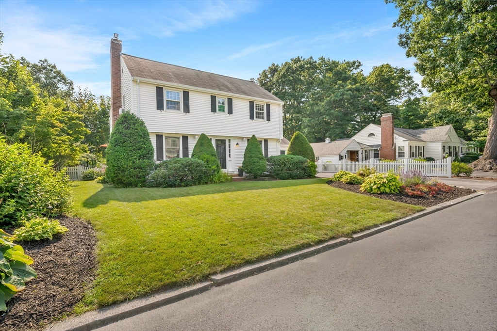 18 Miland Ave in Chelmsford
