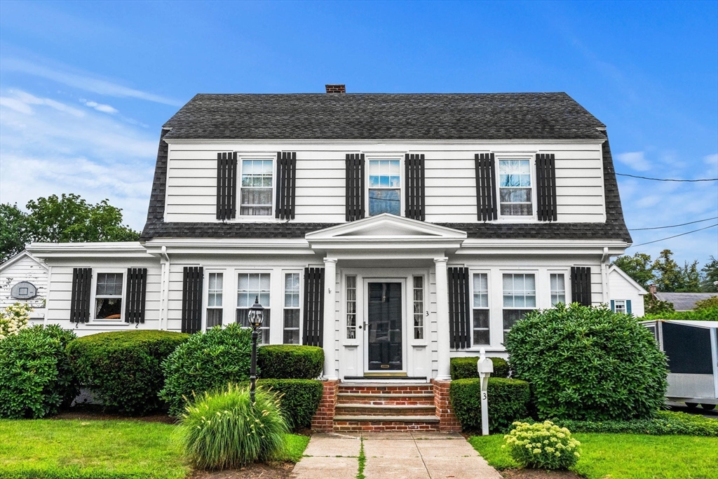 3 ROOSEVELT ROAD in Salem