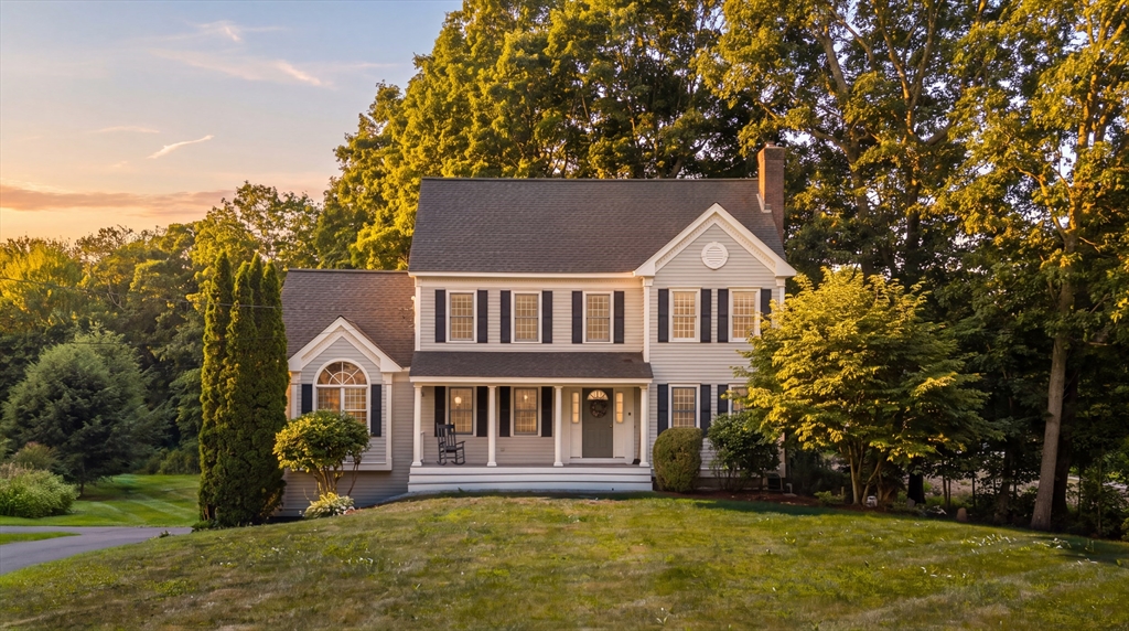 10 Shirley Street in Pepperell