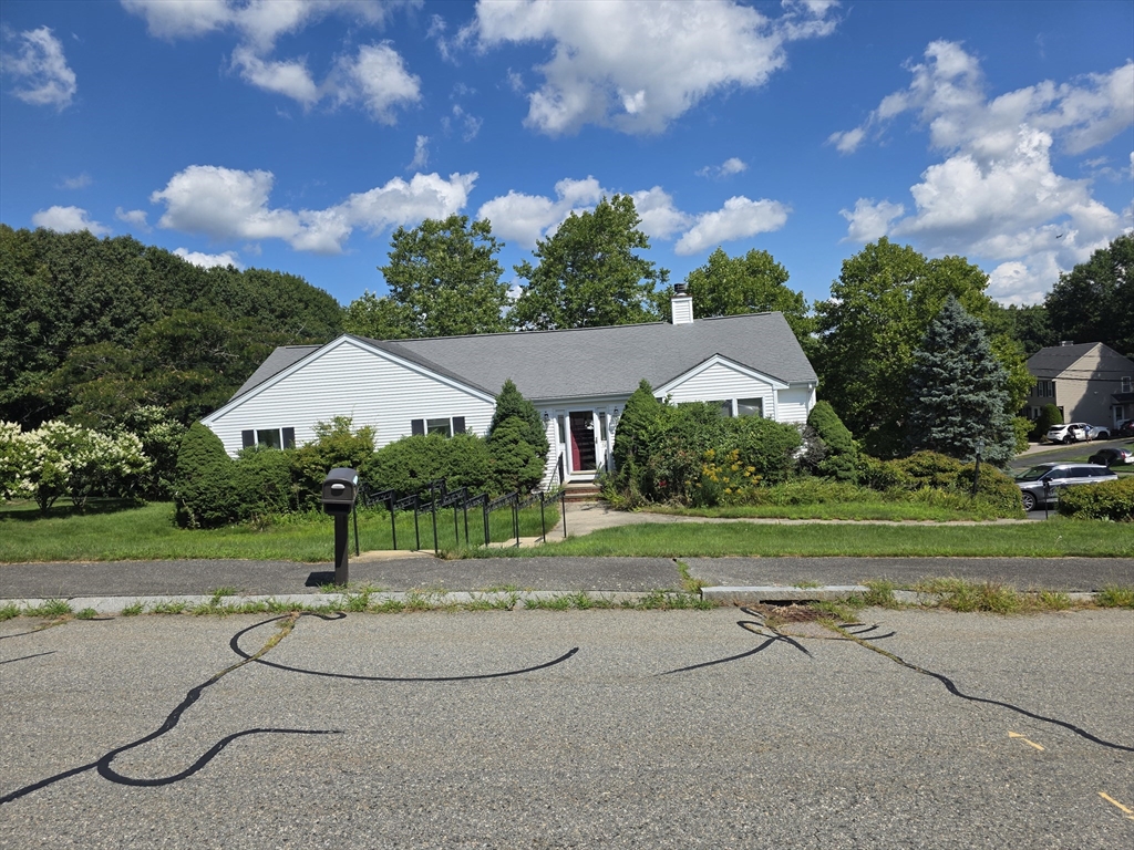 92 Rosemary Rd in North Attleboro