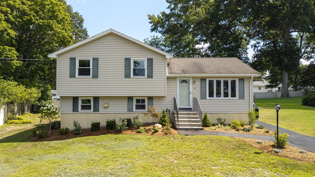 10 Chester Rd in Billerica
