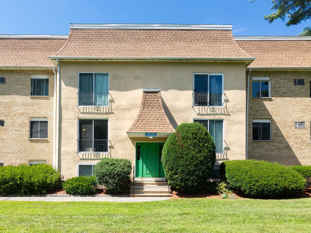 188 Swanson Rd #325 in Boxborough