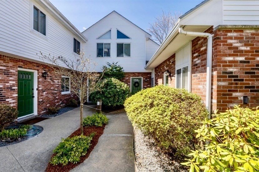 233 Lake St #D in East Weymouth