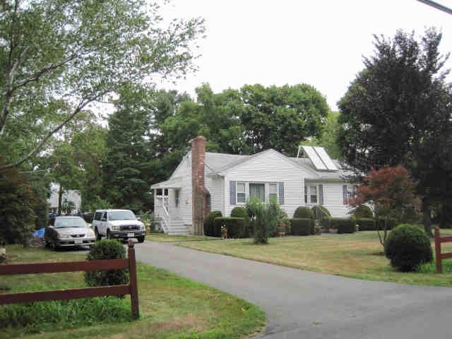 19 Winter St in Foxboro