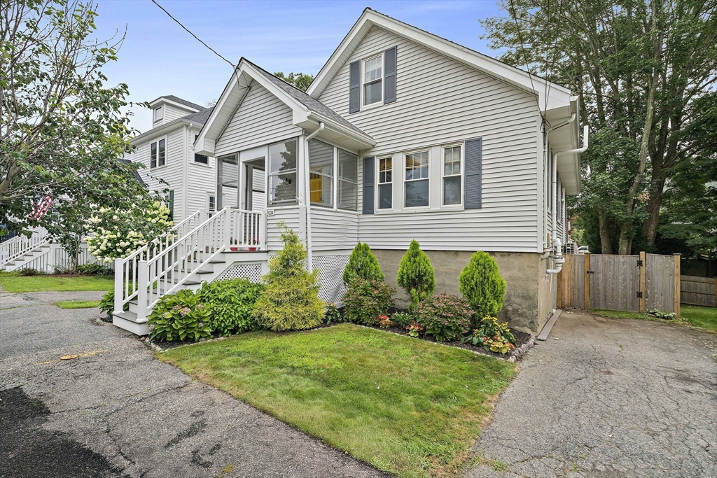 18 Thurlow St in West Roxbury