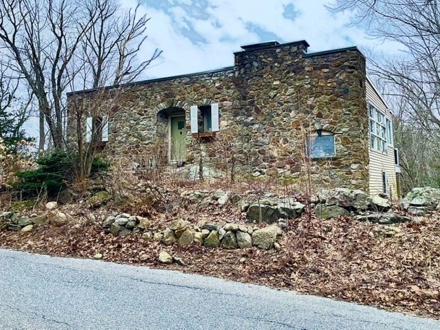 316 Hancock St. in Wrentham