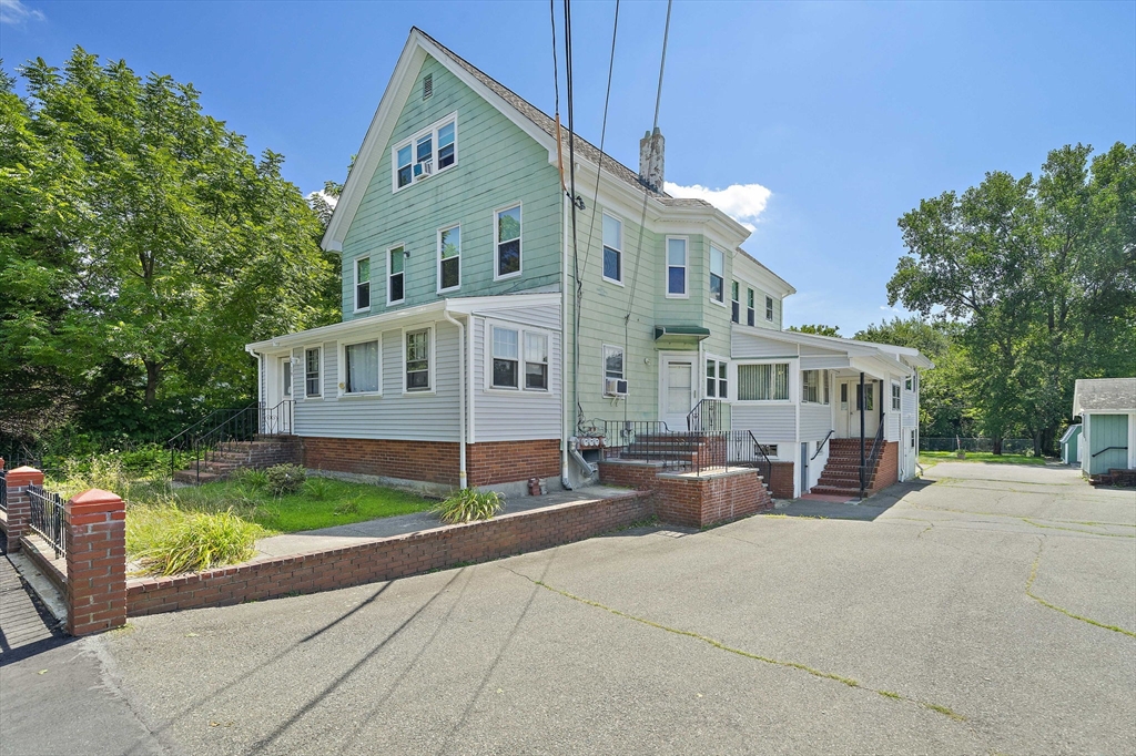 19 Bartlett in Avon